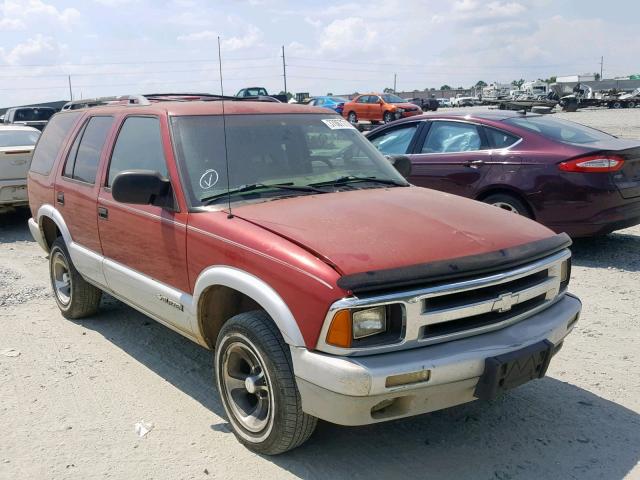 1GNCS13W0T2121625 - 1996 CHEVROLET BLAZER BURGUNDY photo 1