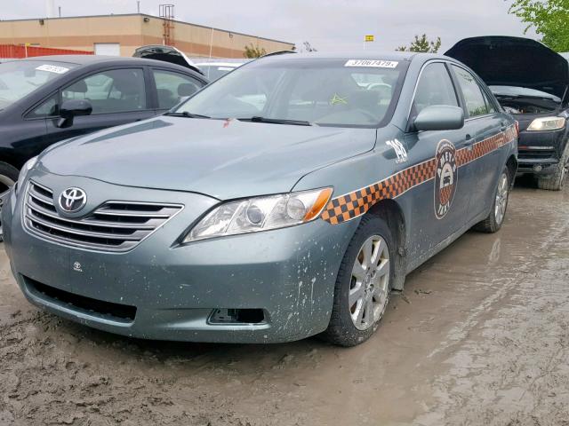 4T1BB46K48U048815 - 2008 TOYOTA CAMRY HYBR GRAY photo 2