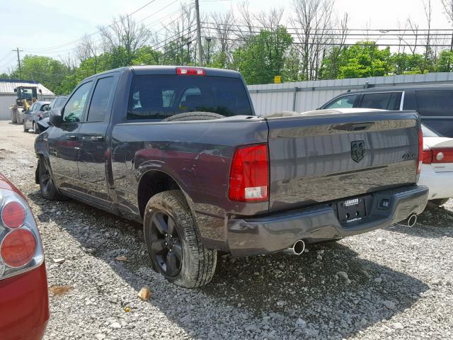 1C6RR7FT2KS517628 - 2019 RAM 1500 CLASS GRAY photo 3