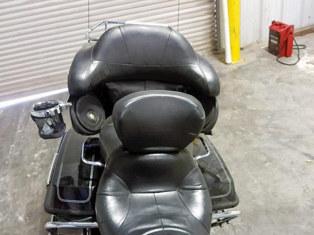 1HD1FCW185Y659293 - 2005 HARLEY-DAVIDSON FLHTCUI BLACK photo 6