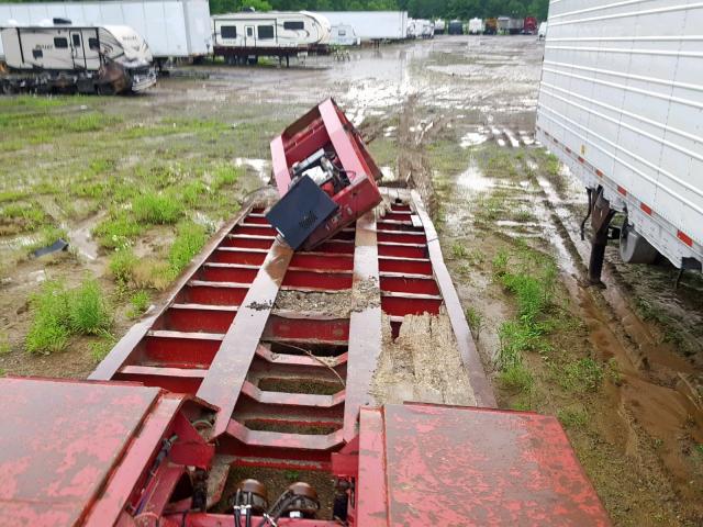 1RBH52303AAR25521 - 2010 ROGE LIFT AXLE RED photo 5