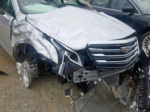 1GYKNERS8JZ213281 - 2018 CADILLAC XT5 PREMIU SILVER photo 10