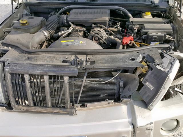 1J8HG48K66C366329 - 2006 JEEP COMMANDER TAN photo 7