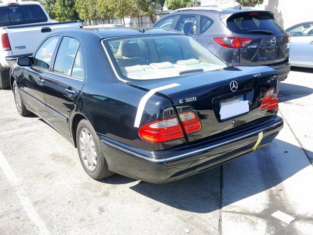 WDBJF65J01B295984 - 2001 MERCEDES-BENZ E 320 BLACK photo 3