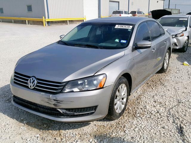 1VWAT7A33EC067188 - 2014 VOLKSWAGEN PASSAT S SILVER photo 2