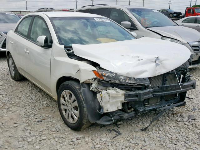 KNAFU4A28B5413860 - 2011 KIA FORTE EX WHITE photo 1