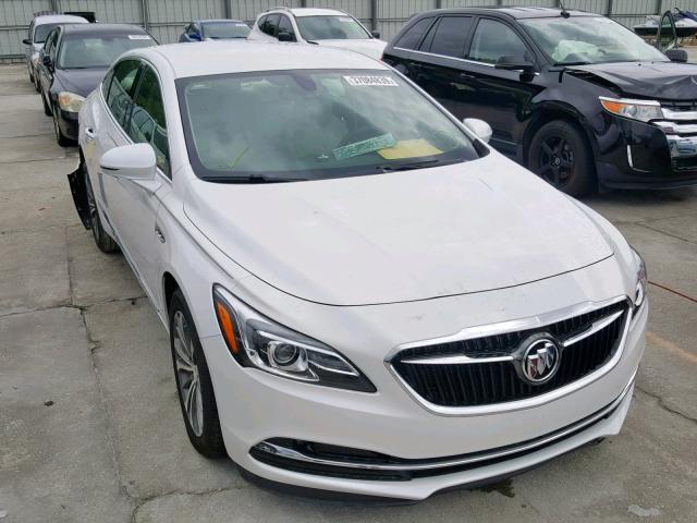 1G4ZP5SSXKU102041 - 2019 BUICK LACROSSE E WHITE photo 1