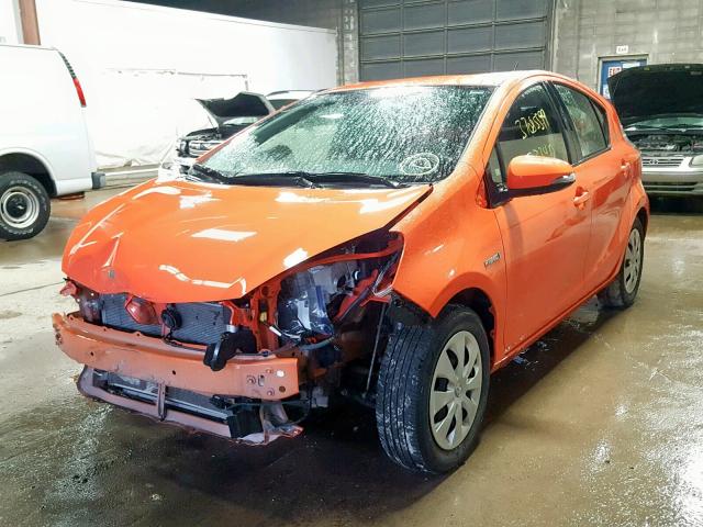 JTDKDTB35E1069919 - 2014 TOYOTA PRIUS C ORANGE photo 2