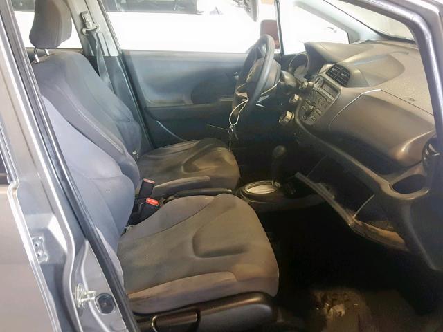 JHMGE88209C003656 - 2009 HONDA FIT SILVER photo 5