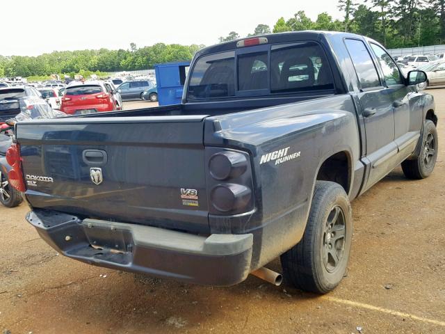 1D7HE48P57S207324 - 2007 DODGE DAKOTA QUA BLACK photo 4