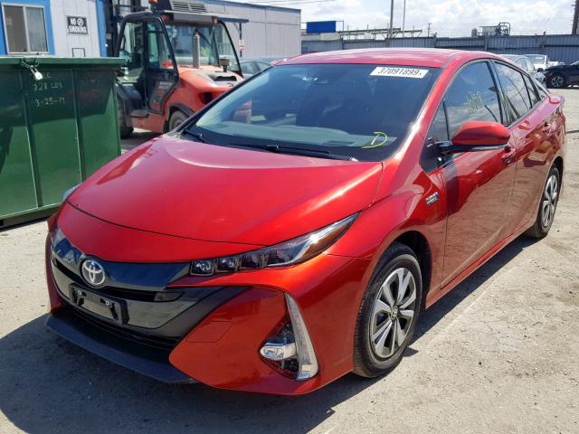 JTDKARFP6J3076627 - 2018 TOYOTA PRIUS PRIM 红色 照片 2