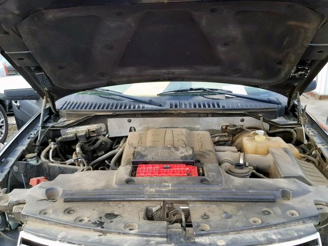 5LMFU27507LJ00595 - 2007 LINCOLN NAVIGATOR შავი ფოტო 7