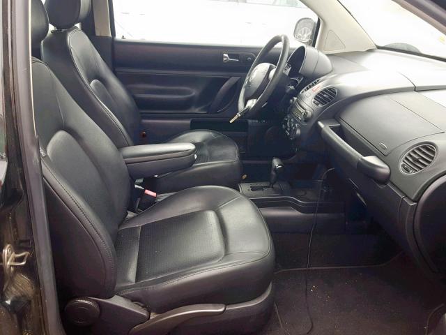 3VWPG3AG4AM010825 - 2010 VOLKSWAGEN NEW BEETLE Qara foto 5