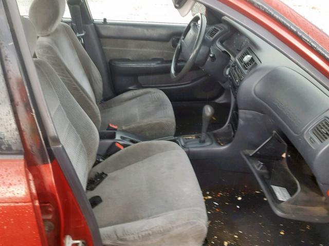 1NXBB02E7TZ369930 - 1996 TOYOTA COROLLA DX RED photo 5