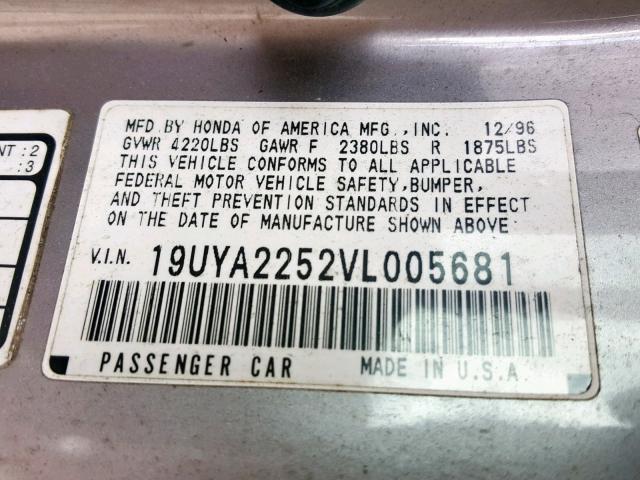 19UYA2252VL005681 - 1997 ACURA 3.0CL 银色 照片 10