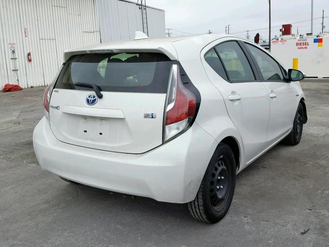 JTDKDTB3XF1577580 - 2015 TOYOTA PRIUS C WHITE photo 4