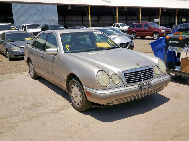 WDBJF55F1VJ026507 - 1997 MERCEDES-BENZ E 320 GOLD photo 1