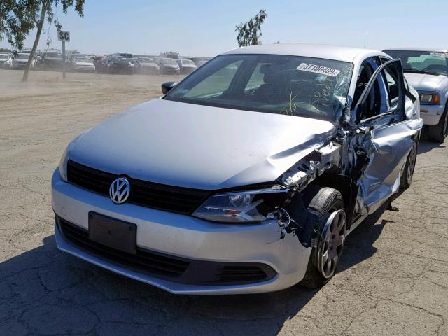 3VW2K7AJ9DM390373 - 2013 VOLKSWAGEN JETTA BASE SILVER photo 2