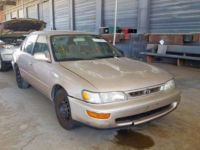 1NXBB02E8TZ448913 - 1996 TOYOTA COROLLA DX GOLD photo 1