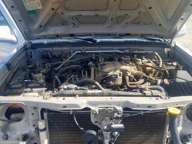 1N6ED29Y73C449884 - 2003 NISSAN FRONTIER C SILVER photo 7