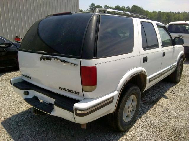 1GNDT13W4XK240270 - 1999 CHEVROLET BLAZER BLACK photo 4