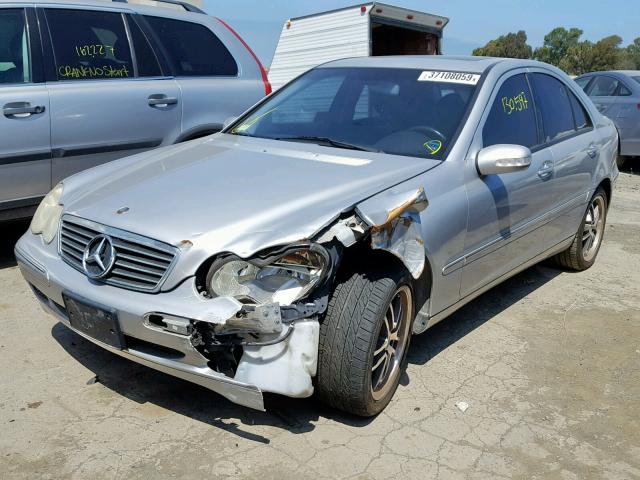 WDBRF64J03F309799 - 2003 MERCEDES-BENZ C320 SILVER photo 2