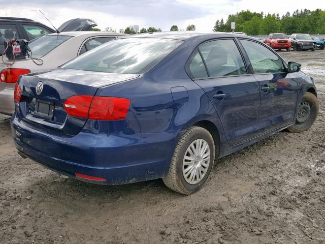 3VW2K7AJ7EM355509 - 2014 VOLKSWAGEN JETTA BASE 蓝色 照片 4