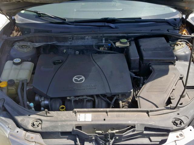 JM1BK323541176912 - 2004 MAZDA 3 S GRAY photo 7