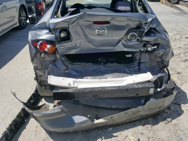 JM1BK323541176912 - 2004 MAZDA 3 S GRAY photo 9