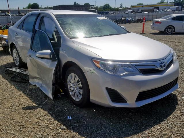 4T1BD1FKXEU126969 - 2014 TOYOTA CAMRY HYBR SILVER photo 1