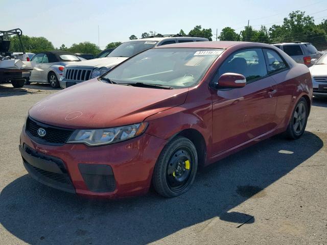 KNAFU6A25A5257478 - 2010 KIA FORTE EX RED photo 2