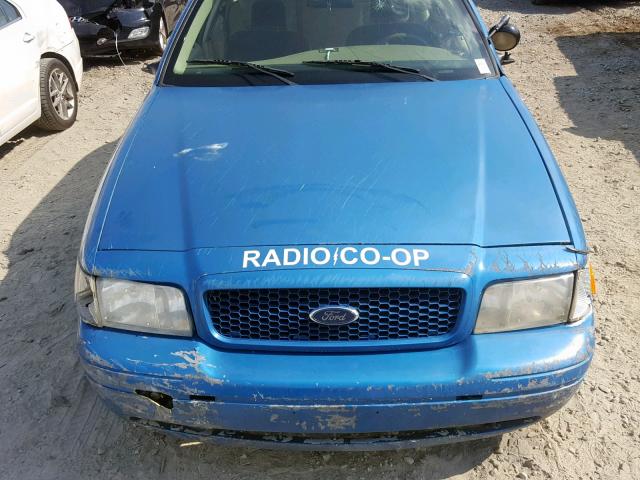 2FAFP71W47X138806 - 2007 FORD CROWN VICT BLUE photo 7