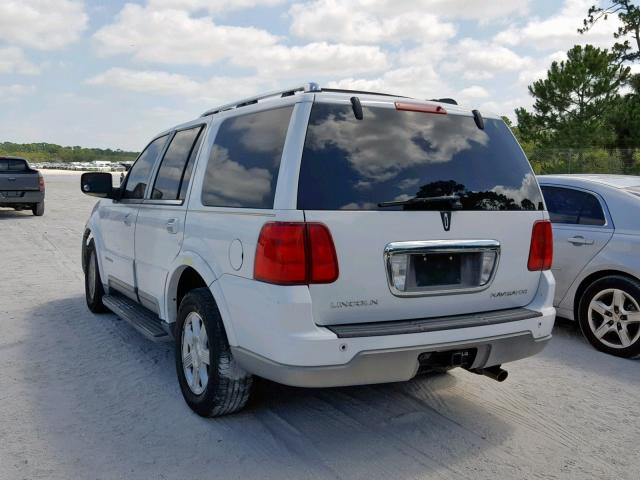 5LMFU27RX4LJ26765 - 2004 LINCOLN NAVIGATOR 白色 照片 3