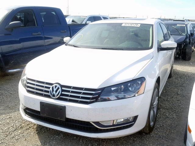 1VWBN7A31DC086366 - 2013 VOLKSWAGEN PASSAT SE WHITE photo 2