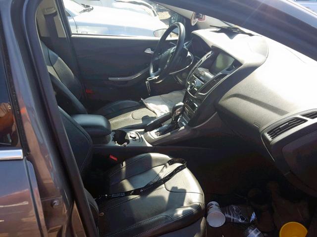 1FADP3J23DL103650 - 2013 FORD FOCUS TITA GRAY photo 5