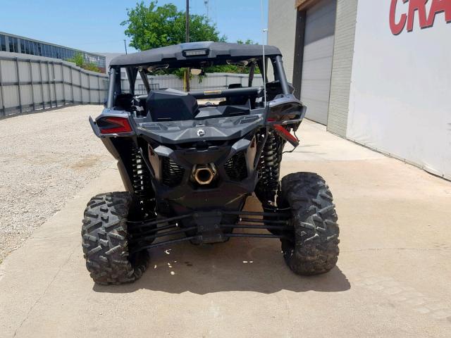 3JBVEAW44JK000250 - 2018 CAN-AM MAVERICK X SILVER photo 7