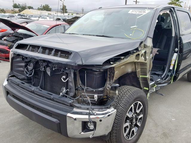 5TFFY5F11JX238089 - 2018 TOYOTA TUNDRA CRE BLACK photo 9