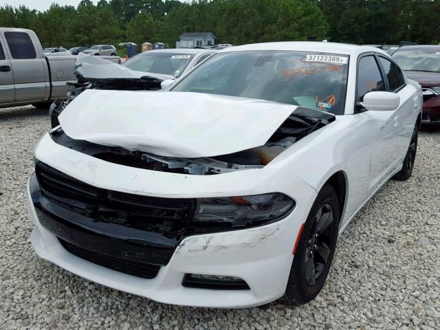 2C3CDXHG3FH907765 - 2015 DODGE CHARGER SX WHITE photo 2