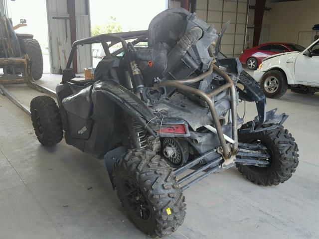 3JBVXAW26HK002312 - 2017 CAN-AM MAVERICK X BLACK photo 3