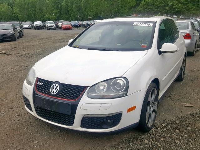 WVWFV71K07W015741 - 2007 VOLKSWAGEN NEW GTI FA WHITE photo 2