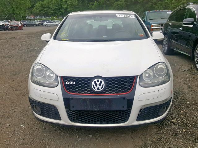 WVWFV71K07W015741 - 2007 VOLKSWAGEN NEW GTI FA WHITE photo 9