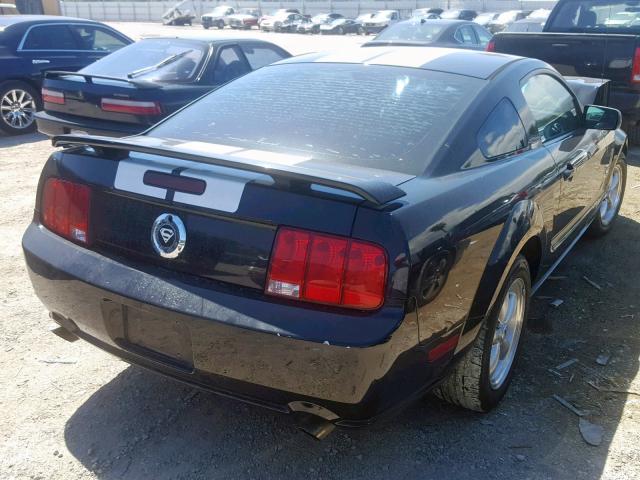 1ZVHT82H175251891 - 2007 FORD MUSTANG GT BLACK photo 4
