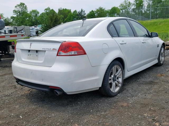 6G2ER57778L131567 - 2008 PONTIAC G8 WHITE photo 4