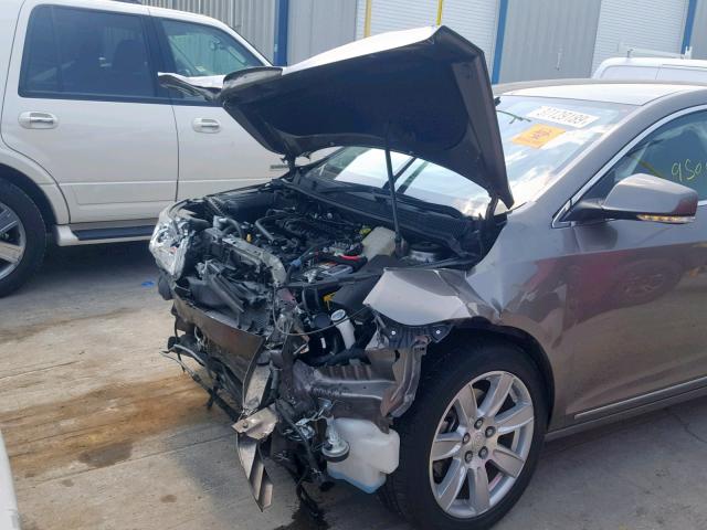 1G4GC5E31CF230858 - 2012 BUICK LACROSSE SILVER photo 9