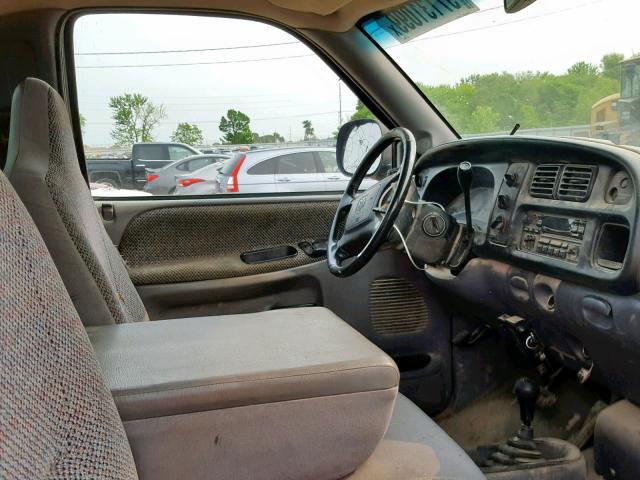 3B7KF26682M265361 - 2002 DODGE RAM 2500 BLUE photo 5