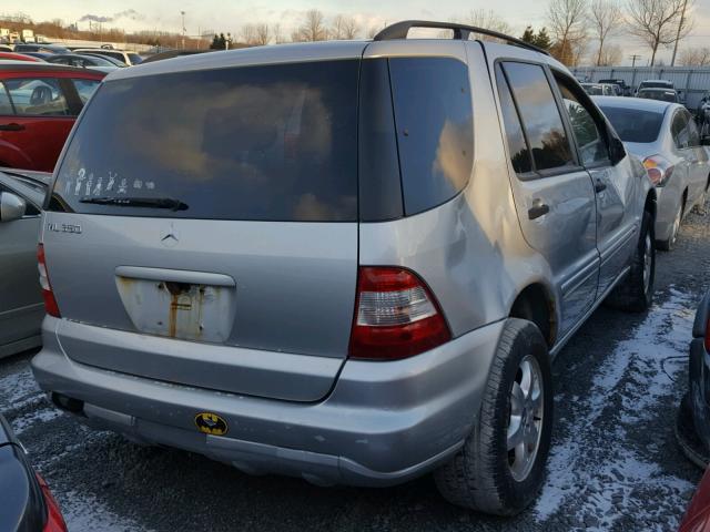 4JGAB57E23A406630 - 2003 MERCEDES-BENZ ML 350 SILVER photo 4