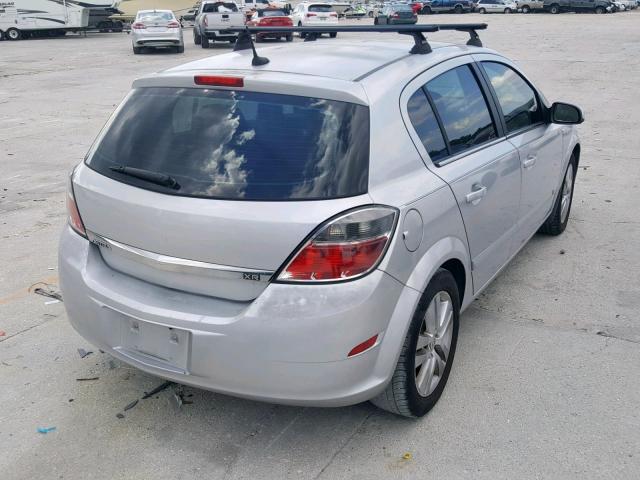 W08AT671385062688 - 2008 SATURN ASTRA XR SILVER photo 4