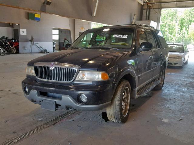 5LMFU28A0YLJ22156 - 2000 LINCOLN NAVIGATOR 黑色 照片 2
