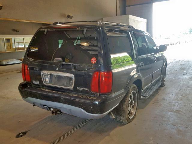 5LMFU28A0YLJ22156 - 2000 LINCOLN NAVIGATOR 黑色 照片 4