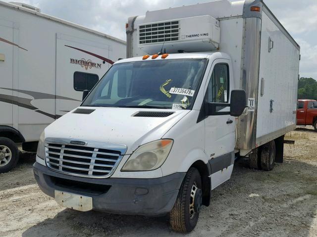 WDPPF445589358334 - 2008 FREIGHTLINER SPRINTER WHITE photo 2